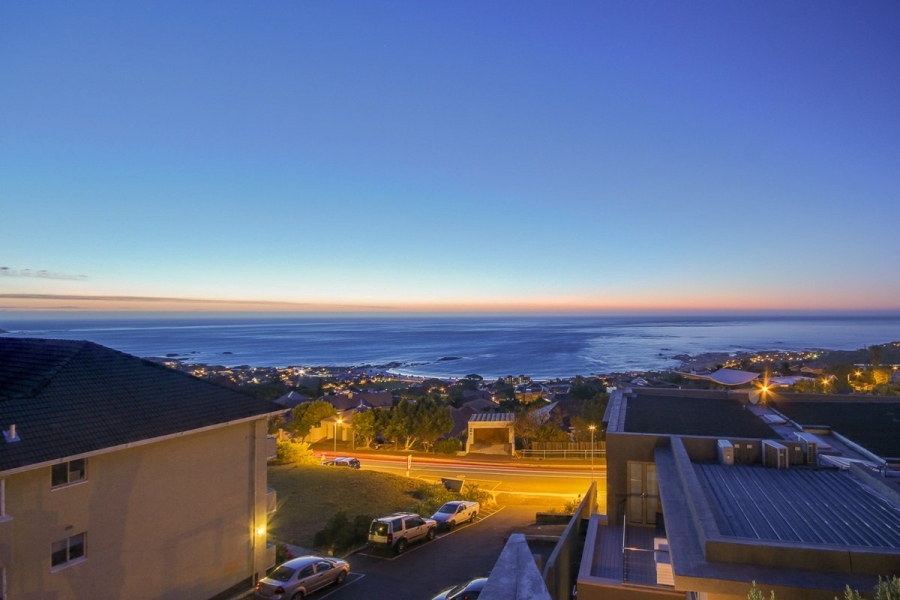 5 Bedroom Property for Sale in Camps Bay Western Cape